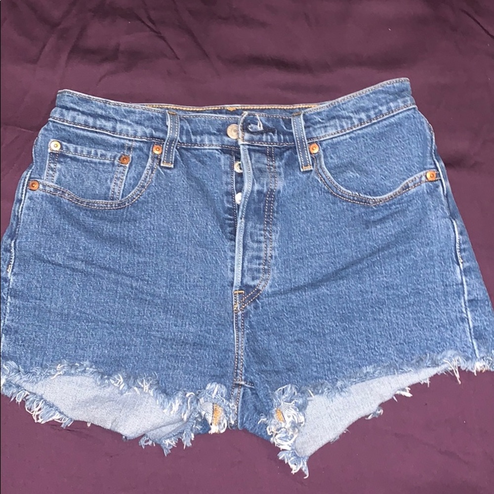 501 Levi’s High Waisted shorts